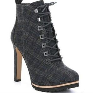 Gianni Bini Tosti Plaid Lace-Up Heeled Boots Gray 9M